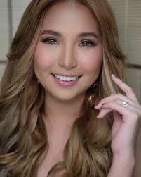 A million dreams at FRONTROW EVENT ✨ Thank you for having me Frontrow  Philippines! A million dreams to sing again (last November 6) at the MOA  ARENA. HMUA: @eugenetiongsonmakeup Gown by: @galleryd.rentals