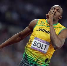 „für mein erstes rennen war es gut, kommentiert der sprintstar seine 9,82 sekunden über 100 meter. Olympischer Superstar Auch Uber 200 Meter Lauft Usain Bolt Allen Davon Welt
