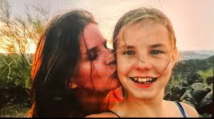 Fundraiser for Kenneth Meyers by Frances Meyers : Alexis Needs Your Help  for Her Mom's Farewell