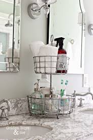 15 Clever Organization Ideas For A Tiny Bathroom The Craftiest Couple Decor Home Decor Apartment Decor