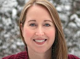 Janet Weldon's Instagram, Twitter & Facebook