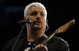 This release is the 16th of the collection pino daniele vinyl collection, published by deagostini. Pino Daniele Letras Com 231 Canciones