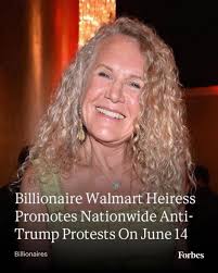 Kat Timpf's Loyal Fans!