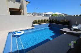 Diese informationsschrift soll eine hilfestellung bei der ausführung und materialauswahl sein. Cinca Schwimmbad Fliesen Deutschland