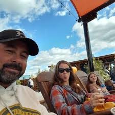 Note to the group , but why is this doing this. Pull the plug and it spins  freely