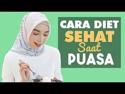 Tips diet sehat dengan detoksifikasi dan melangsingkan perut. Tips Menurunkan Berat Badan Saat Puasa Cara Diet Sehat Youtube