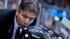 Eishockey: Kölner-Haie-Coach Uwe Krupp feiert die Vizeweltmeister