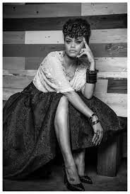 Andra day is wearing v e r s a c e baby! Andra Day Wiki