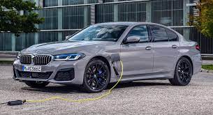 New 2021 Bmw 545e Xdrive Hybrid Plugs In To A Turbocharged Straight Six Carscoops Bmw Bmw Xdrive Used Bmw