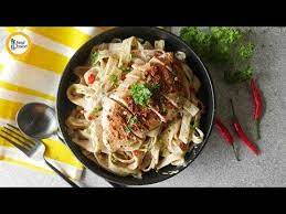 Fettuccine With Creamy Chili Sauce Recipe By Food Fusion Youtube Food Chili Sauce Recipe Fusion Food