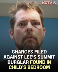 Court documents stated a Lee's Summit burglary suspect broke into the back  door of a home and was found in a child's bedroom. STORY >>>  https://www.kctv5.com/2025/04/11/charges-filed-against-lees-summit-burglar-found-childs-bedroom/