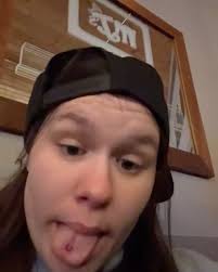 Blackout Wednesday 🥂