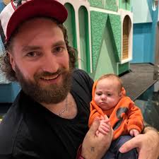 Help with auto gold vinyl baseball card