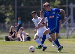 He began his career at fc basel, going on to various other clubs in switzerland, france and germany before returning to his home club, where he won the swiss super league title in all four of his seasons, including doubles with the swiss cup in. Fcl U18 U16 U15 Stehen Im Playoff Final Regiofussball Ch