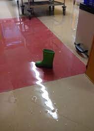 Diese schäden definieren sich durch den bestimmungswidrigen austritt von leitungswasser im inneren des hauses. Grossflachiger Wasserschaden Im Haus Kunterbunt Gemeindeverwaltung Hassloch