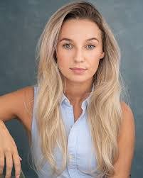 Claire Keenan's Instagram, Twitter & Facebook