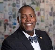 Jr Morris's Instagram, Twitter & Facebook