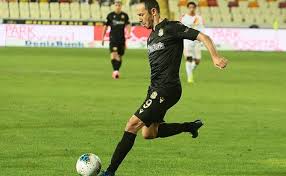 Yeni malatyaspor, kayserispor'dan ayrılan umut bulut ile 1 buçuk yıllık anlaşma sağlandığını açıkladı. Hicbir Sey Bitmedi Sadece Biraz Nefes Aldik Malatya Haber