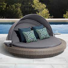 A sunbrella® replacement will always be your best choice when replacing your old faded umbrella shade canopy. Sarasota Daybed Costco