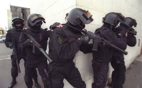 Protestující proti výsledkům amerických voleb se střetli s policií a podařilo se jim proniknout do kapitolu, kde probíhá společné zasedání obou komor kongresu. V Rusku Vznika Narodni Garda Novy Nastroj Boje S Terorismem Security Magazin