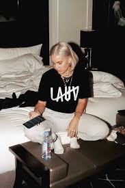 A former 3x world karate champion and. British Singer Anne Marie Wins Praise From S Korean Fans For Impromptu Show