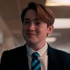 queerview: Heartstopper fans cyberbullied Kit Connor for “queerbaiting,”  which shouldn't be a thing