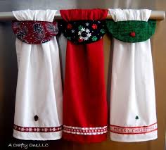 Christmas Hanging Kitchen Towel Christmas Kitchen Towels Holiday Dish Towel Pinecone Kitchen Towel Dog Paw Towel Merry Christmas Towel In 2020 Christmas Kitchen Towels Christmas Towels Kitchen Towels Crafts