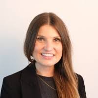 Tara Magee's Instagram, Twitter & Facebook