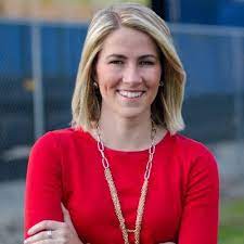 Kim Powell Bio, Wiki, Age, Height, Husband, Family, Az Family, Reporter,  Salary and Net Worth.