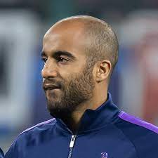تحدث لوكاس مورا، لاعب توتنهام هوتسبير، عن حظوظ فريقه في التتويج بلقب البريميرليج، في المؤتمر الصحفي الذي أجراه اليوم الأربعاء، قبل مواجهة الغد ضد لودوجوريتس البلغاري. Ù„ÙˆÙƒØ§Ø³ Ù…ÙˆØ±Ø§ ÙˆÙŠÙƒÙŠØ¨ÙŠØ¯ÙŠØ§