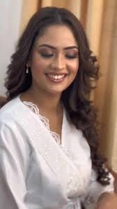 Check out this amazing bride we dressed at salon Manjula. 𝑾𝒆  𝒅𝒓𝒆𝒔𝒔𝒆𝒅 𝒔𝒖𝒄𝒉 𝒊𝒏𝒄𝒓𝒆𝒅𝒊𝒃𝒍𝒆 & 𝒈𝒍𝒂𝒎𝒐𝒓𝒐𝒖𝒔  𝒃𝒓𝒊𝒅𝒆𝒔. 🇸​​​​​🇦​​​​​🇱​​​​​🇴​​​​​🇳​​​​​  🇲​​​​​🇦​​​​​🇳​​​​​🇯​​​​​🇺​​​​​🇱​​​​​🇦​​​​​. 𝗕𝗼𝗼𝗸 𝗬𝗼𝘂𝗿  𝗗𝗮𝘁𝗲 𝗧𝗼𝗱𝗮𝘆 ...