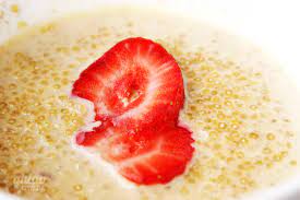 Mingau De Quinoa Com Morango Gulab