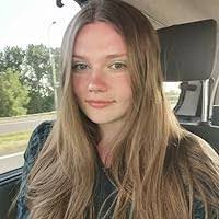 Bethany Winters's Instagram, Twitter & Facebook