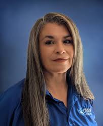 Riverton local, Frontier Ambulance employee receives American Ambulance  Association 'Stars of Life' award