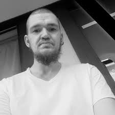 James Holle in people