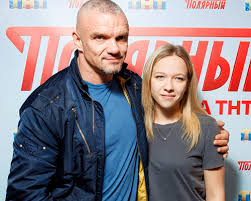 Хорошо, что в тот момент никого не было дома. Vladimir Epifancev Zheny I Lichnaya Zhizn Aktera