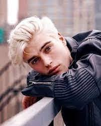 Candace Cullen's Instagram, Twitter & Facebook