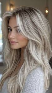 Elena Schuster's Instagram, Twitter & Facebook