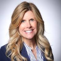 Lisa Ayers's Instagram, Twitter & Facebook