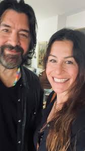 Couldn’t ask for a more perfect Sunday!! ☀️… Bob Schneider at Peggy’s Porch  Parry!! #austindownbeat #bobschneider #bobschneidermusic