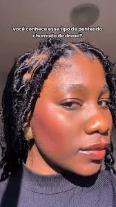 Ser cheiroso/a eleva a nossa autoestima ❤️🥰 Eu amo perfume porque me deixe  mais confiante. E tu, você gosta? Thanks @naturabroficial pelo mimo  #perfume #influencer #saopaulo #cheirosa #fragrancias #brasil🇧🇷  #arrumesecomigo