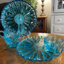 Vintage 1950 HAZEL WARE Capri Blue Glass DAISY SNACK SET 3Plates & 3 Cups  for Sale in Streamwood, IL