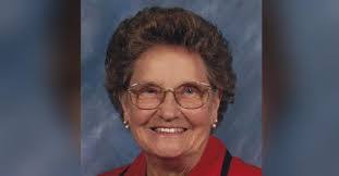 Carolyn Raines's Instagram, Twitter & Facebook