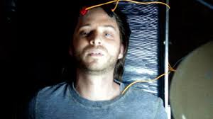 последний человек на земле 1 сезон 1 серия смотреть Te Jo Eg Te Jooooo Eg Te Jo Eeeg A Kedvenc Filmembol Sorozatot Csinaltak 12 Monkeys Time Travel Stories Aaron Stanford