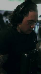 Am I right?, ., ., Follow @jonniliftsruns , this is a safe place here 🫶,  ., ., Collecting supportive gym fam {88.000