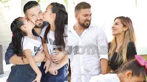 La traición que vivió karla luna por parte de karla panini, ambas formaron la famosa dupla de las lavanderas, caló hondo en la hija de la lavandera #oremosporlahermanapanini, es uno de los textos de la hija de luna. Con Estas Cartas Hijas De Karla Luna Llaman A Panini La Mejor Mama Del Mundo Tvnotas Irresistible