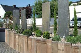 Michaël verdelet, jardinier paysagiste à blanquefort en gironde, est spécialisé dans l'aménagement de jardin, architecte paysagiste, l'entretien d'espace vert, la pose de clôture et l'élagage. Cloture Maison Parmi Ces 13 Clotures Laquelle Preferez Vous