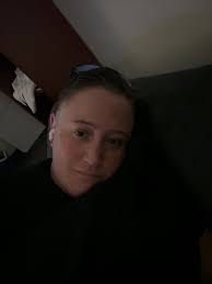 Rosa Walcott's Instagram, Twitter & Facebook