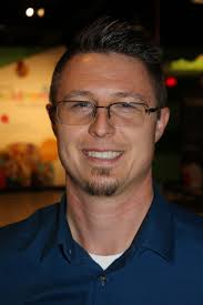 Shawn Toovey's Instagram, Twitter & Facebook