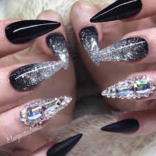 Black And Silver Ombre Nail Designs 30 Chic Ideas For Black Stiletto Nails Naildesignsjournal Com Black Nails With Glitter Black Nail Designs Silver Nail Designs